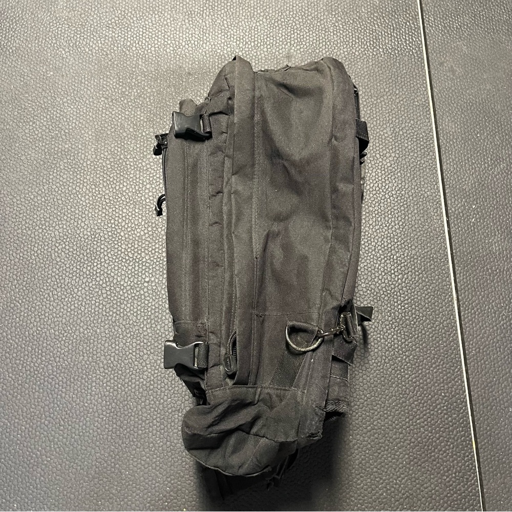 Black Durable Backpack With Adjustable Straps - image 6